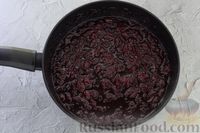 Фото приготовления рецепта: Вишнёвый чатни с имбирём, перцем чили и луком (на зиму) - шаг №13