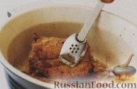 Фото приготовления рецепта: Кролик, тушенный с овощами в духовке - шаг №1