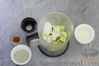 Фото приготовления рецепта: Холодный суп со свежими и малосольными огурцами - шаг №4