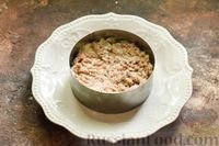 Фото приготовления рецепта: Салат "Мимоза" с печенью трески - шаг №9