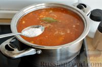 Фото приготовления рецепта: Куриный суп с малосольными огурцами - шаг №14