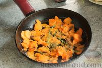Фото приготовления рецепта: Бутерброды с творогом и пряной морковью - шаг №5