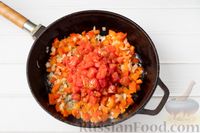 Фото приготовления рецепта: Макароны с овощами и консервированным тунцом - шаг №9