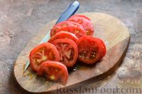 Фото приготовления рецепта: Картофельная запеканка с кабачками, помидорами и томатным соусом - шаг №7