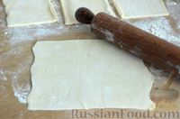 Фото приготовления рецепта: Краффины из слоёного теста, с шоколадом и корицей - шаг №3
