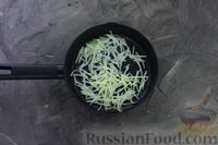 Фото приготовления рецепта: Салат "Гнездо глухаря" с ветчиной и грибами - шаг №13