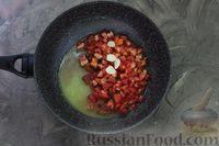 Фото приготовления рецепта: Цветная капуста, тушенная с кабачками и помидорами - шаг №3