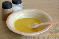 Фото приготовления рецепта: Запечённые куриные бёдрышки в сырной панировке, с мёдом и горчицей - шаг №3