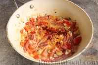 Фото приготовления рецепта: Макароны с колбасой и сладким перцем в сливочно-творожном соусе - шаг №10