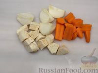 Фото приготовления рецепта: Рис с грибами, помидорами и болгарским перцем (в духовке) - шаг №2