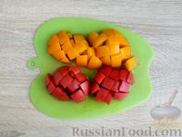 Фото приготовления рецепта: Овощной салат с абрикосами, сыром фета и оливками - шаг №4