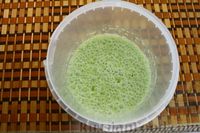 Фото приготовления рецепта: "Зелёная" окрошка со шпинатом, на кефире - шаг №7