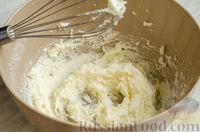 Фото приготовления рецепта: Торт "Микадо" с кремом из сметаны и сгущённого молока - шаг №2