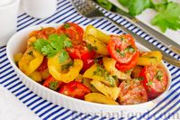 Фото к рецепту: Салат из жареных помидоров и болгарского перца