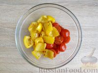 Фото приготовления рецепта: Салат из жареных помидоров и болгарского перца - шаг №11