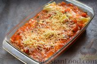 Фото приготовления рецепта: Фаршированные блинчики с индейкой, шпинатом и рикоттой, запечённые в томатном соусе - шаг №20