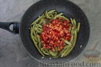 Фото приготовления рецепта: "Лапша" из баклажанов с помидорами и сливочно-сырным соусом - шаг №8