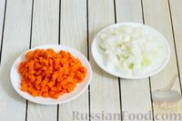 Фото приготовления рецепта: Макароны с кабачками, баклажанами, помидорами и соевым соусом - шаг №2