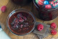 Фото приготовления рецепта: Варенье из малины с шоколадом (на зиму) - шаг №10
