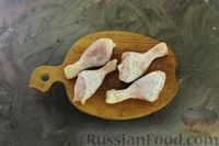 Фото приготовления рецепта: Курица с булгуром, грибами и кабачками (на сковороде) - шаг №2