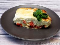 Фото к рецепту: Творожная запеканка с помидорами, яйцами и сыром