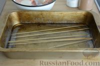 Фото приготовления рецепта: Шашлык из лосося и болгарского перца (в духовке) - шаг №7