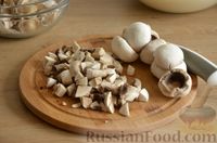Фото приготовления рецепта: Блинчики на молоке, со сладким перцем и грибами - шаг №5