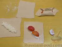Фото приготовления рецепта: Слойки с творогом и абрикосами - шаг №4