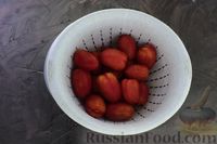 Фото приготовления рецепта: Варенье из помидоров с грецкими орехами (на зиму) - шаг №10