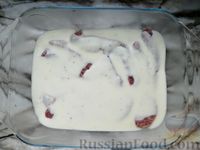 Фото приготовления рецепта: Филе индейки, запечённое с картофелем и соусом бешамель - шаг №15
