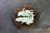 Фото приготовления рецепта: Салат с курицей, болгарским перцем, луком и томатной заправкой - шаг №5