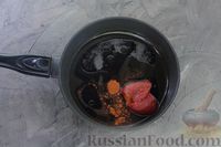 Фото приготовления рецепта: Салат с курицей, болгарским перцем, луком и томатной заправкой - шаг №7