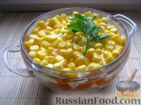 Фото к рецепту: Салат "Мимоза" с кукурузой