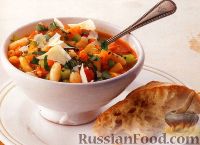 Фото к рецепту: Овощной суп с фасолью и макаронами