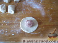 Фото приготовления рецепта: Домашние пельмени - шаг №10