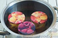 Фото приготовления рецепта: Персики в собственном соку (на зиму) - шаг №5