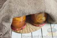 Фото приготовления рецепта: Персики в собственном соку (на зиму) - шаг №6