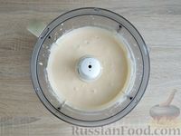 Фото приготовления рецепта: Творожный мусс с персиками - шаг №10