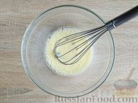 Фото приготовления рецепта: Жареные баклажаны в кляре - шаг №3