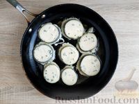 Фото приготовления рецепта: Жареные баклажаны в кляре - шаг №11