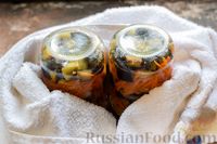 Фото приготовления рецепта: Салат из баклажанов, моркови и лука (на зиму) - шаг №15