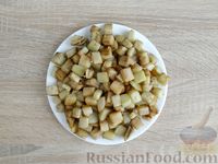 Фото приготовления рецепта: Картошка, жаренная с баклажанами - шаг №5