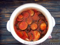 Фото приготовления рецепта: Баклажаны в томатно-чесночном соусе (на зиму) - шаг №18