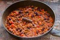 Фото приготовления рецепта: Чили кон карне (из говядины с фасолью и помидорами) - шаг №13