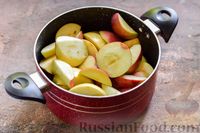 Фото приготовления рецепта: Яблочное пюре с корицей на зиму (без сахара) - шаг №3