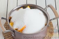 Фото приготовления рецепта: Грушевое варенье с апельсином (на зиму) - шаг №4