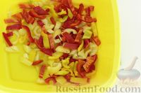 Фото приготовления рецепта: Овощной салат "Охотничий" на зиму (без стерилизации) - шаг №3