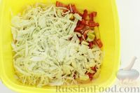 Фото приготовления рецепта: Овощной салат "Охотничий" на зиму (без стерилизации) - шаг №4