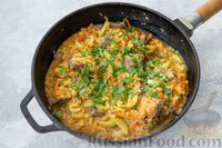 Фото приготовления рецепта: Чечевица с куриными сердечками и кабачками, на сковороде - шаг №14
