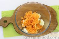 Фото приготовления рецепта: Морковно-яблочная запеканка с овсянкой и рисовой мукой (в микроволновке) - шаг №3